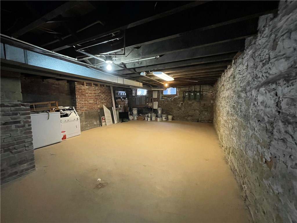 Central North Side, Pennsylvania 15212, United States, 2 Bedrooms Bedrooms, ,1 BathroomBathrooms,Residential,Active,210561