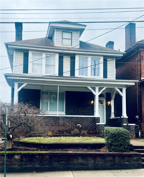 Photo of 1816 Monroe St, Pittsburgh, PA 15218 (MLS # 1736182)