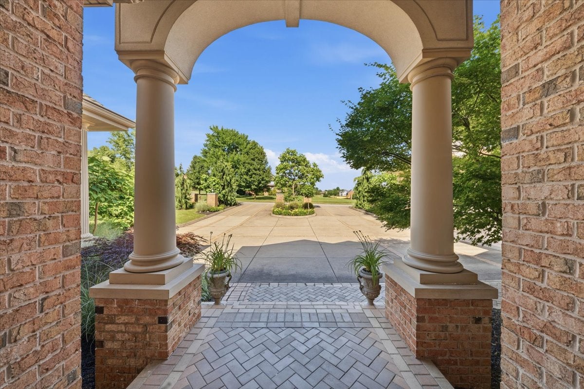 217 Fox Hollow Drive