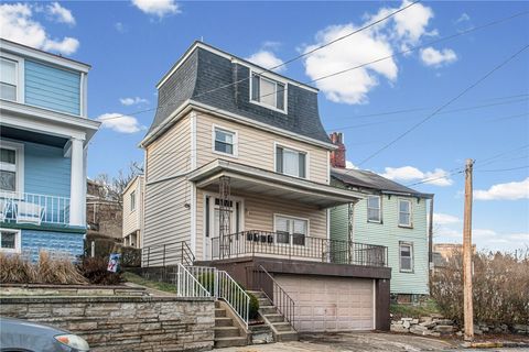 Photo of 17 Locust St, Etna, PA 15223 (MLS # 1748403)