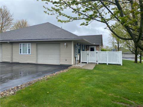Photo for 423 Jennie Ln