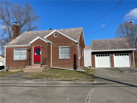 246 N Buhl Farm Dr Hermitage PA 16148