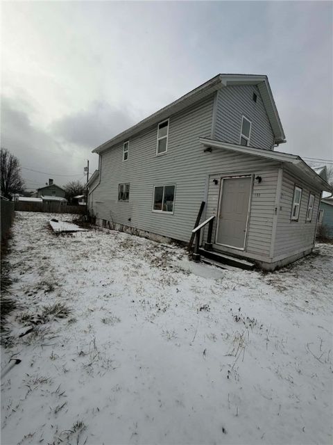 423 3rd St Luzerne Twp PA 15413