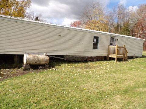 53 Donation Rd Hempfield Twp PA 16125