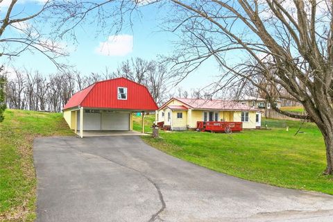 Photo of 772 Foxwood Rd, New Galilee, PA 16141 (MLS # 1743418)