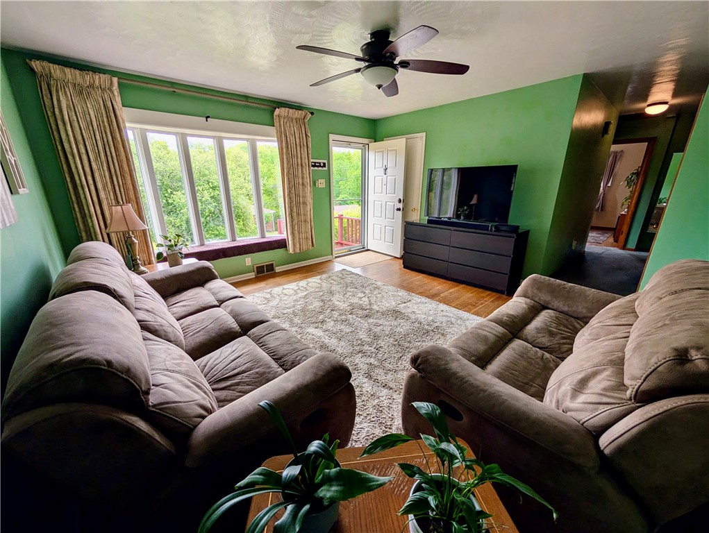 5037 Clifton Dr