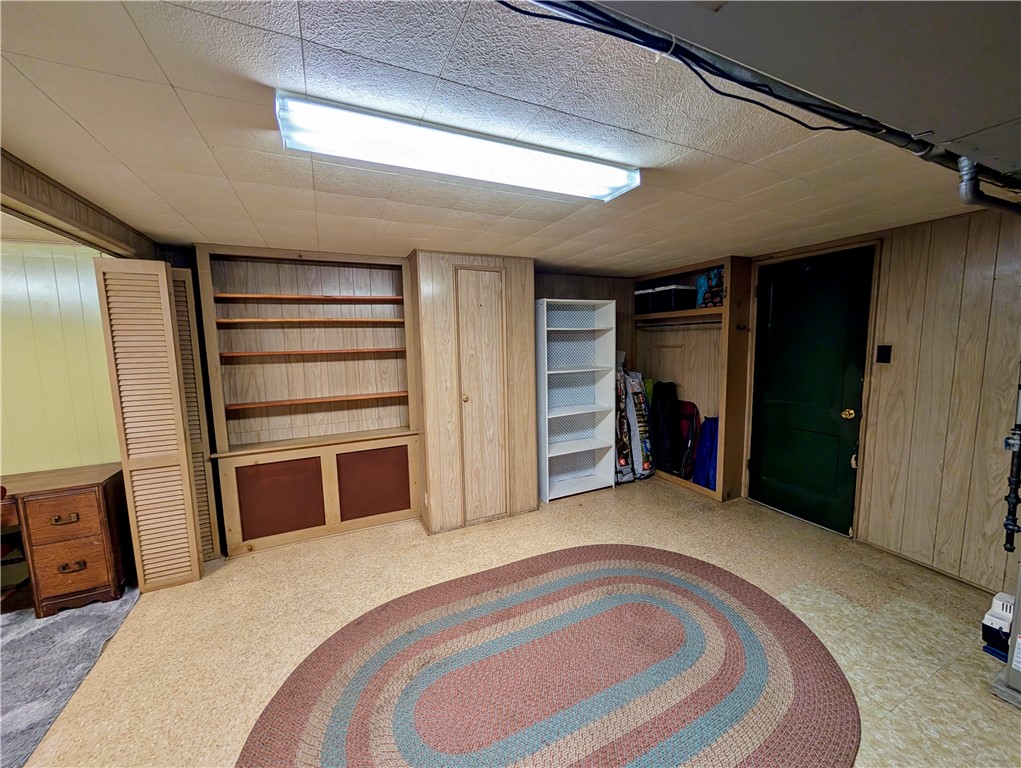 5037 Clifton Dr Dr, Aliquippa, Pennsylvania image 13