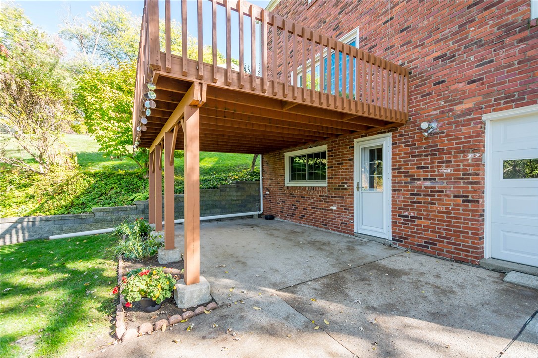 Upper St Clair, Pennsylvania 15241, United States, 3 Bedrooms Bedrooms, ,3 BathroomsBathrooms,Residential,Active,228700