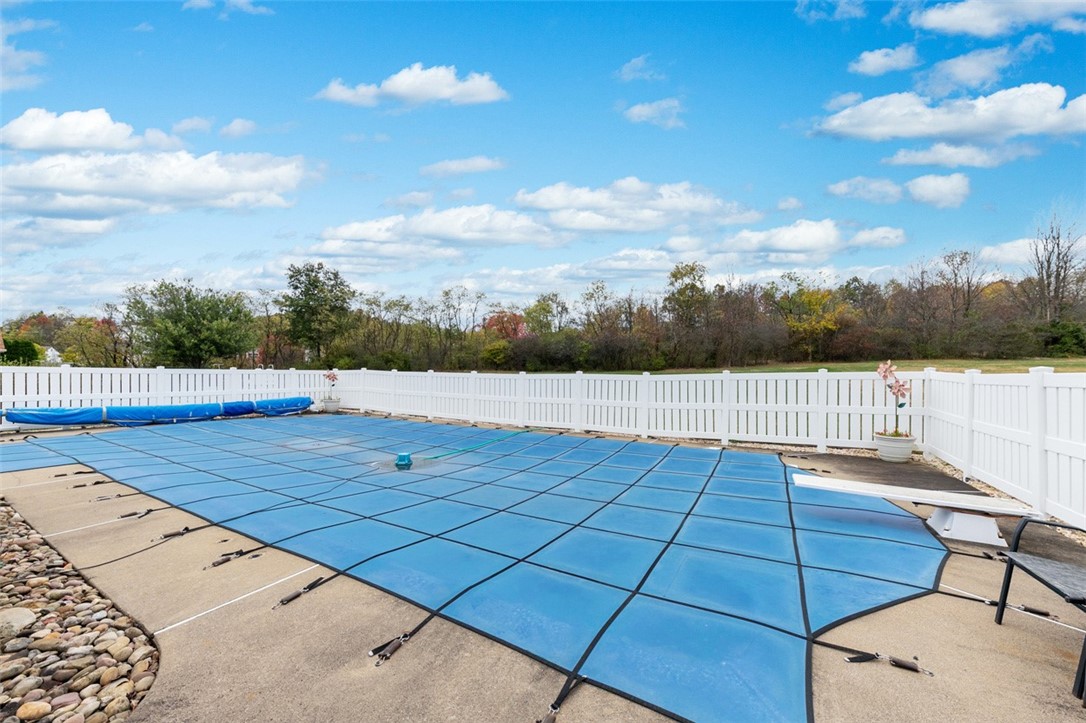 New Stanton, Pennsylvania 15672, United States, 4 Bedrooms Bedrooms, ,3 BathroomsBathrooms,Residential,Active,228015