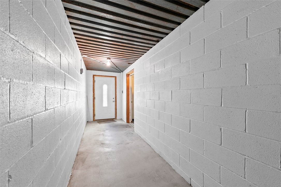 New Stanton, Pennsylvania 15672, United States, 4 Bedrooms Bedrooms, ,3 BathroomsBathrooms,Residential,Active,228015