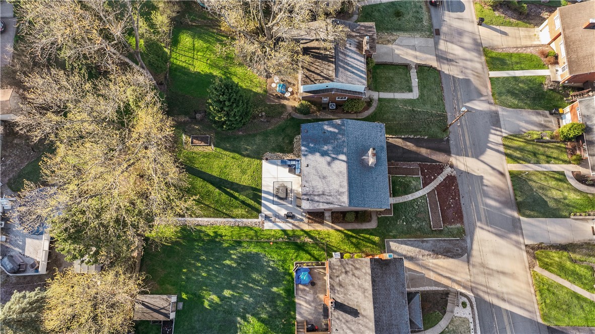 Ross Twp, Pennsylvania 15237, United States, 3 Bedrooms Bedrooms, ,1 BathroomBathrooms,Residential,Contingent,114205