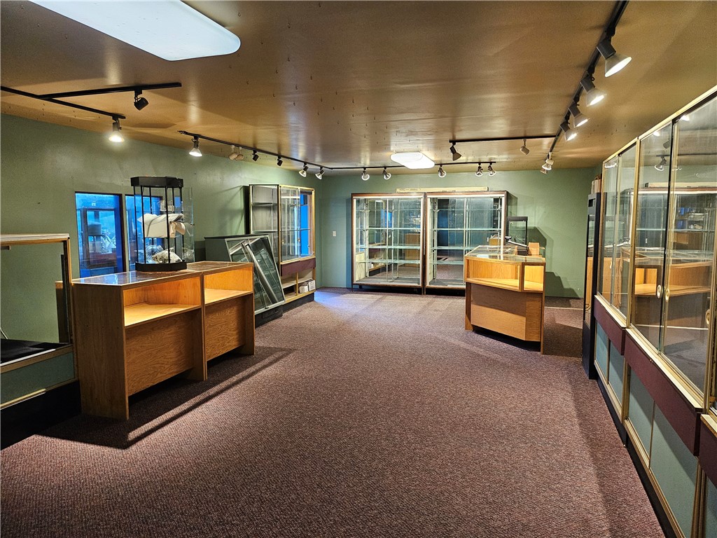 Washington Twp - But, Pennsylvania 16040, United States, ,Commercial,Active,134562