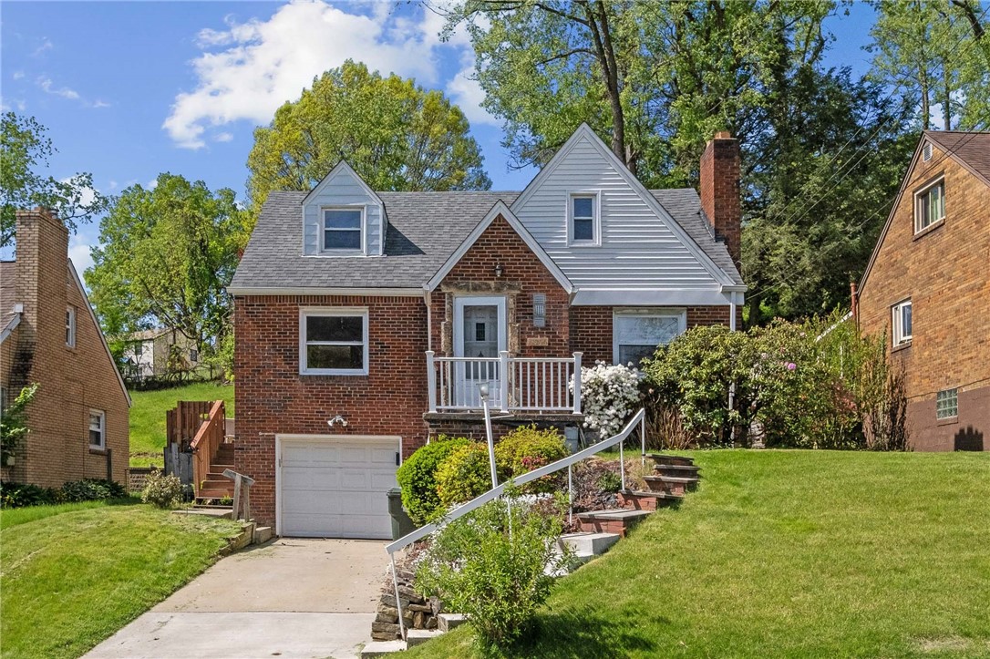 4596 Echo Glen Dr Dr, Whitehall, Pennsylvania image 1