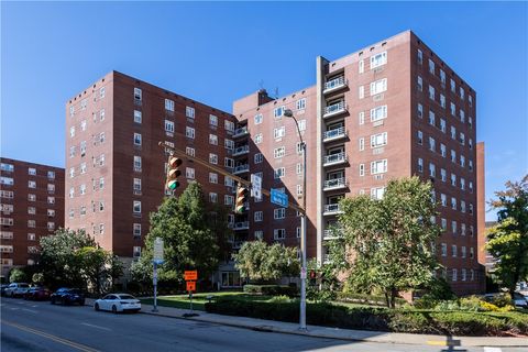 4625 Fifth Avenue 209 Oakland PA 15213