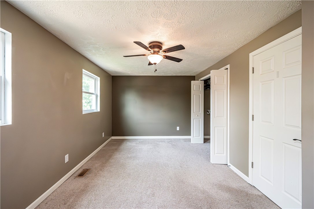 Hempfield Twp, Pennsylvania 15601, United States, 3 Bedrooms Bedrooms, ,3 BathroomsBathrooms,Residential,Pending,161466