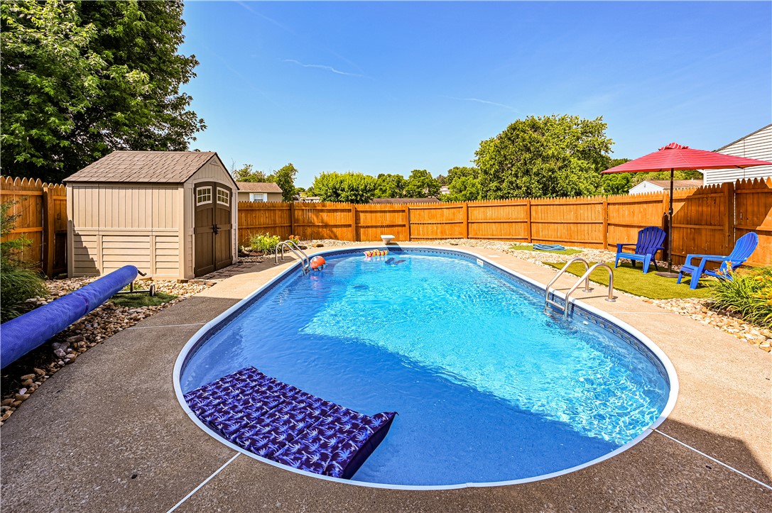 Hempfield Twp, Pennsylvania 15601, United States, 3 Bedrooms Bedrooms, ,3 BathroomsBathrooms,Residential,Pending,161466