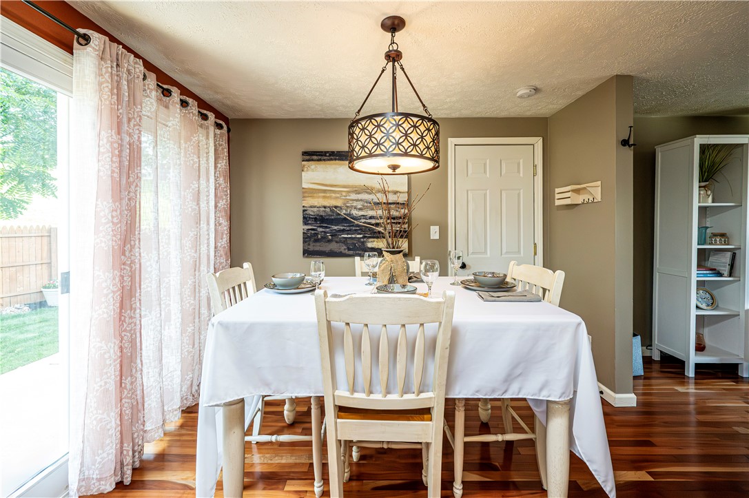 Hempfield Twp, Pennsylvania 15601, United States, 3 Bedrooms Bedrooms, ,3 BathroomsBathrooms,Residential,Pending,161466