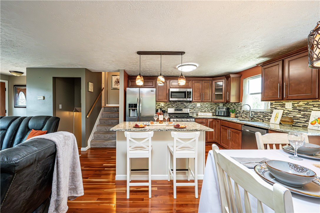 Hempfield Twp, Pennsylvania 15601, United States, 3 Bedrooms Bedrooms, ,3 BathroomsBathrooms,Residential,Pending,161466