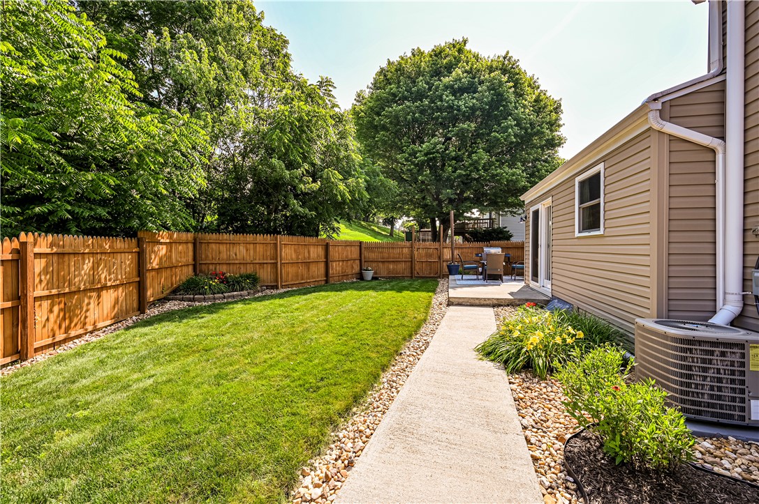 Hempfield Twp, Pennsylvania 15601, United States, 3 Bedrooms Bedrooms, ,3 BathroomsBathrooms,Residential,Pending,161466