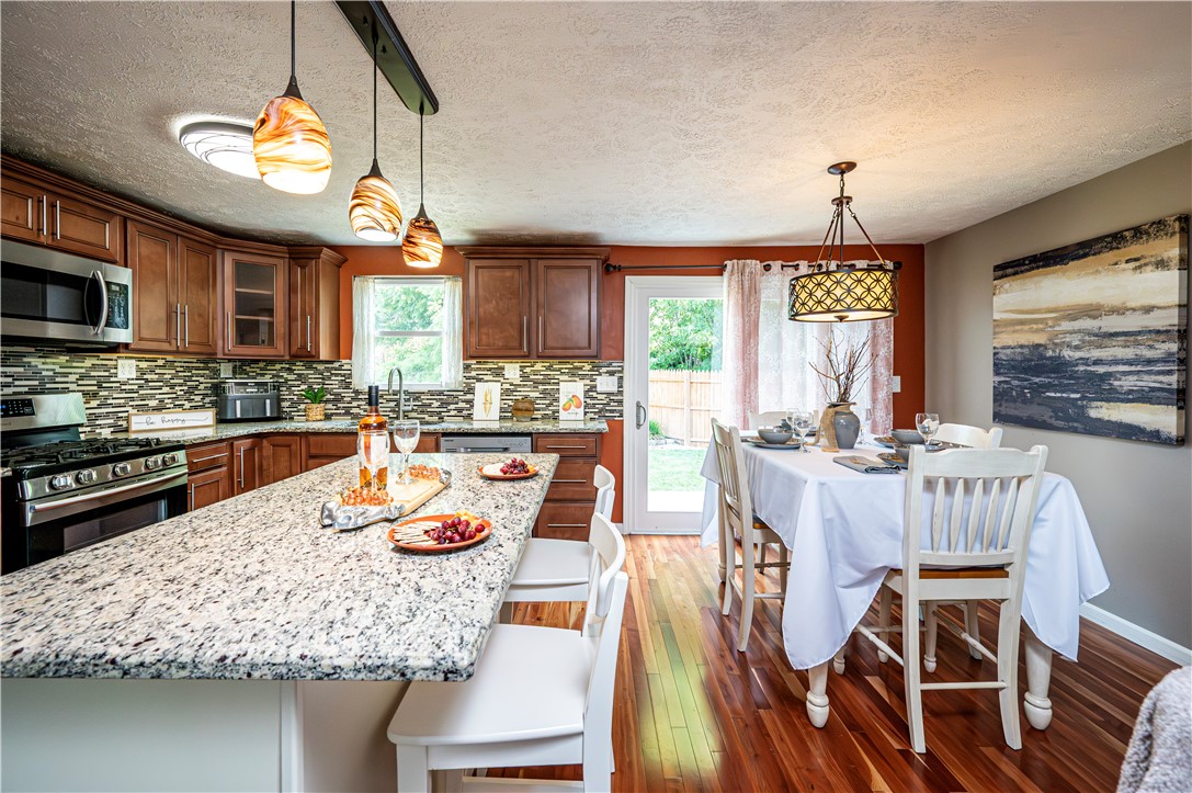 Hempfield Twp, Pennsylvania 15601, United States, 3 Bedrooms Bedrooms, ,3 BathroomsBathrooms,Residential,Pending,161466