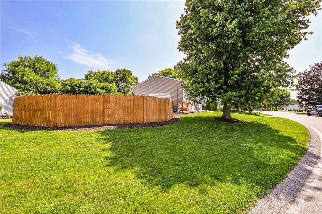 Hempfield Twp, Pennsylvania 15601, United States, 3 Bedrooms Bedrooms, ,3 BathroomsBathrooms,Residential,Pending,161466