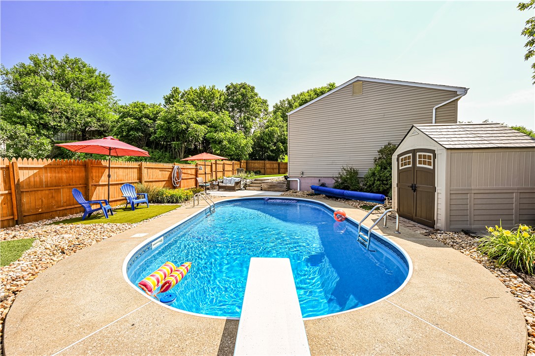 Hempfield Twp, Pennsylvania 15601, United States, 3 Bedrooms Bedrooms, ,3 BathroomsBathrooms,Residential,Pending,161466