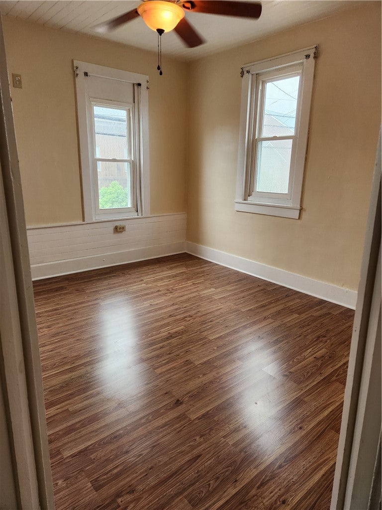 309 W Main St