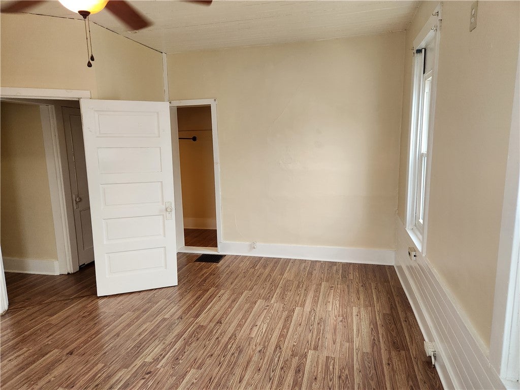 309 W Main St