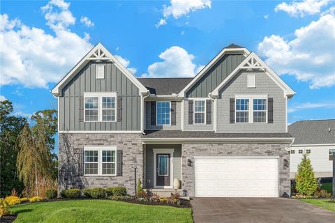 164 Victoria Dr Moon/Crescent Twp PA 15108