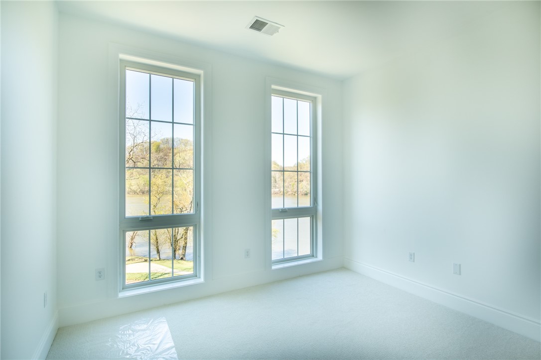 1 1st Street St #106, Oakmont, Pennsylvania image 17