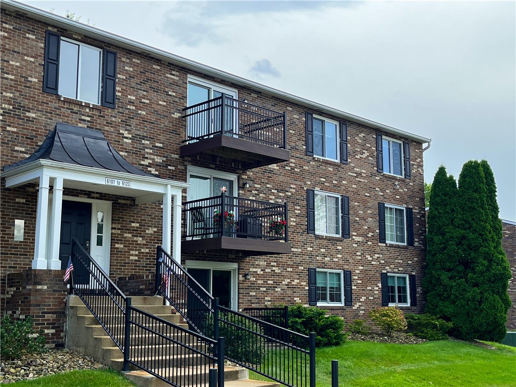 View Real Estate at 6103 PATRICK HENRY DRIVE, Hopewell Twp BEA, PA