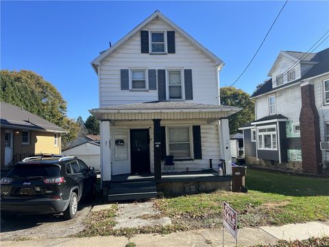 Photo of 51 N High St, Greenville, PA 16125 (MLS # 1727734)