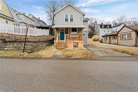 Photo for 666 Elm Way