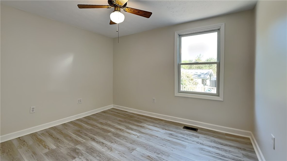 Moon/Crescent Twp, Pennsylvania 15108, United States, 4 Bedrooms Bedrooms, ,3 BathroomsBathrooms,Residential,Active,211704