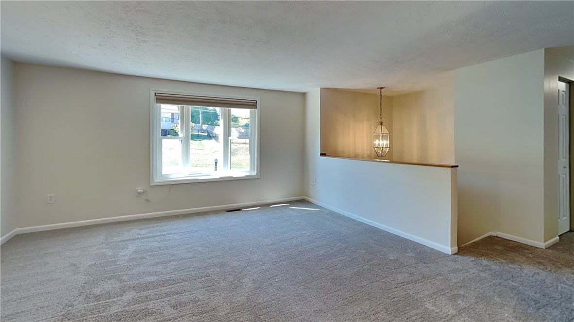 Moon/Crescent Twp, Pennsylvania 15108, United States, 4 Bedrooms Bedrooms, ,3 BathroomsBathrooms,Residential,Active,211704