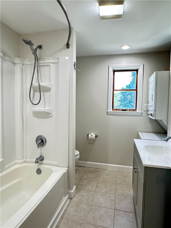 Moon/Crescent Twp, Pennsylvania 15108, United States, 4 Bedrooms Bedrooms, ,3 BathroomsBathrooms,Residential,Active,211704