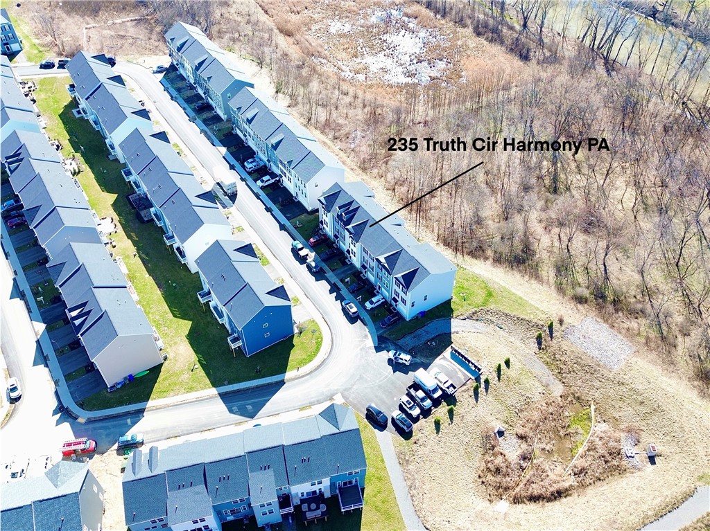 235 Truth Cir