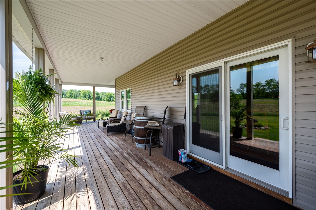 8883 Mercer Pike