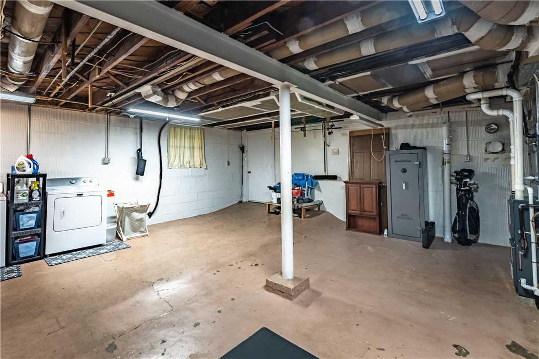 City Of But SE, Pennsylvania 16001, United States, 3 Bedrooms Bedrooms, ,2 BathroomsBathrooms,Residential,Contingent,173880