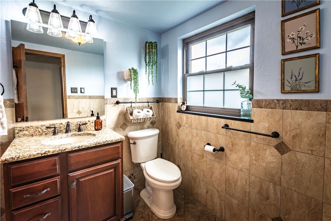 City Of But SE, Pennsylvania 16001, United States, 3 Bedrooms Bedrooms, ,2 BathroomsBathrooms,Residential,Contingent,173880