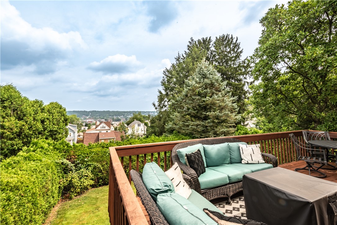 City Of But SE, Pennsylvania 16001, United States, 3 Bedrooms Bedrooms, ,2 BathroomsBathrooms,Residential,Contingent,173880