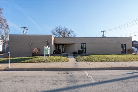 Photo of 600 Ligonier St, Latrobe, PA 15650 (MLS # 1743886)