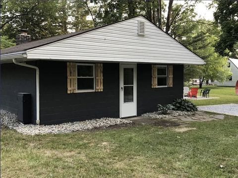 2057 Mccann Dr Shenango-CRA PA 16424