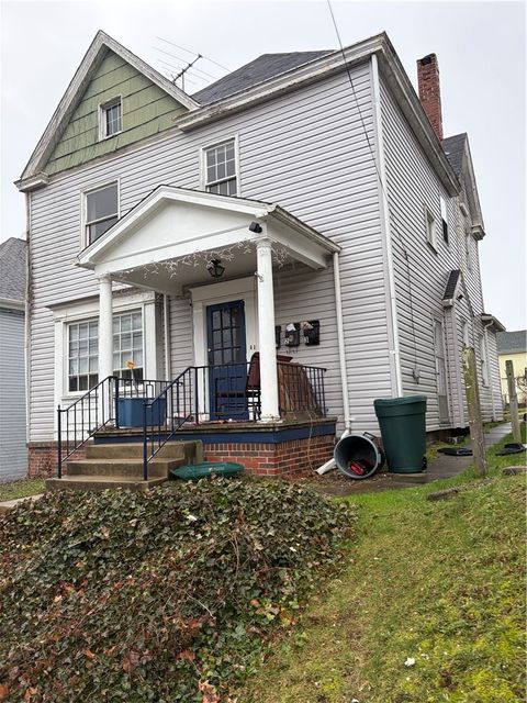 Photo of 54 W Katherine Ave, Washington, PA 15301 (MLS # 1746745)