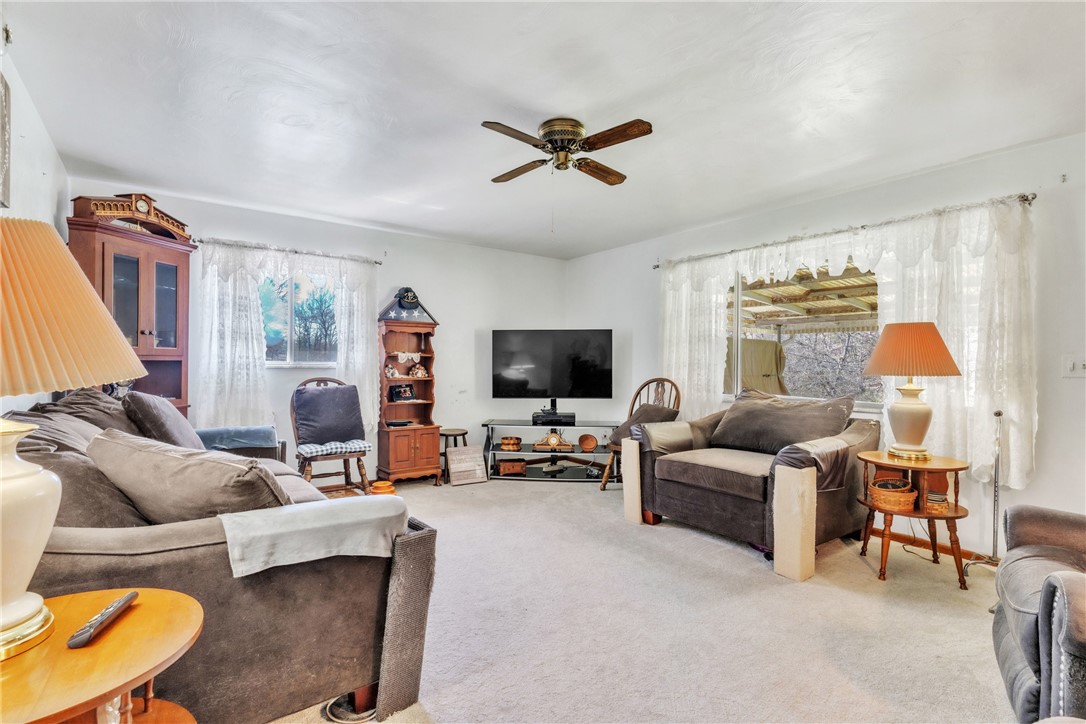 McCandless, Pennsylvania 15090, United States, 3 Bedrooms Bedrooms, ,2 BathroomsBathrooms,Residential,Active,109893