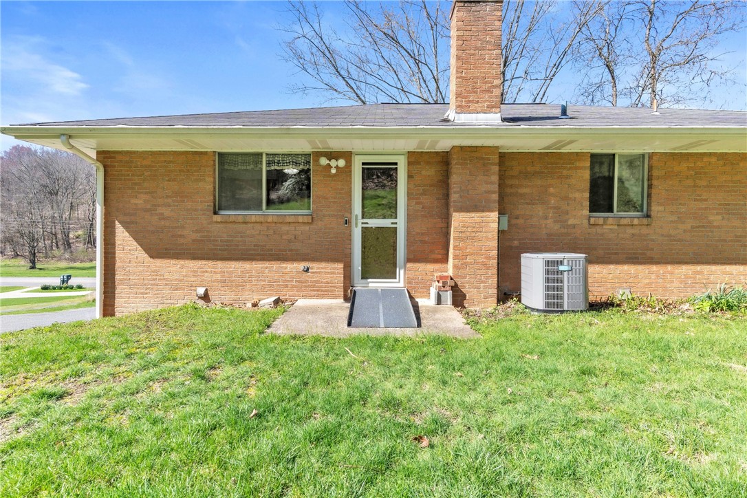 McCandless, Pennsylvania 15090, United States, 3 Bedrooms Bedrooms, ,2 BathroomsBathrooms,Residential,Active,109893