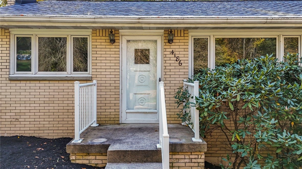 4186 Finleyville Elrama Road