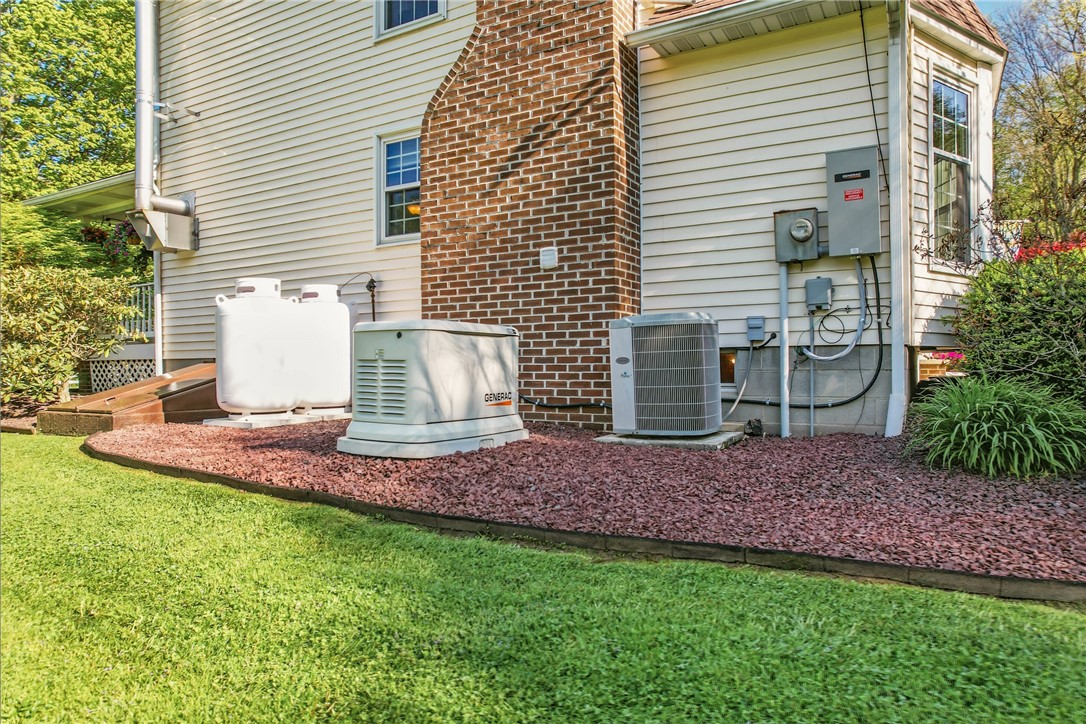 Conneaut Lake - Cra, Pennsylvania 16316, United States, 4 Bedrooms Bedrooms, ,4 BathroomsBathrooms,Residential,Contingent,128363