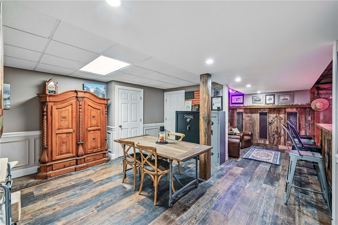 Conneaut Lake - Cra, Pennsylvania 16316, United States, 4 Bedrooms Bedrooms, ,4 BathroomsBathrooms,Residential,Contingent,128363