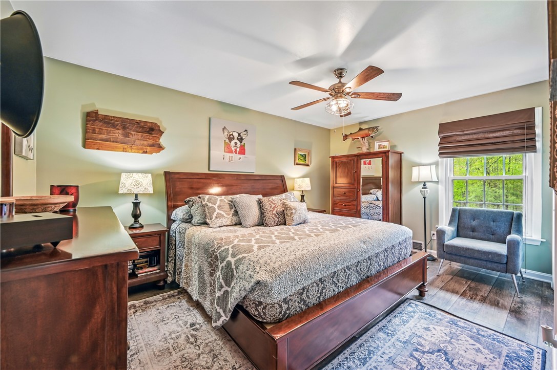 Conneaut Lake - Cra, Pennsylvania 16316, United States, 4 Bedrooms Bedrooms, ,4 BathroomsBathrooms,Residential,Contingent,128363